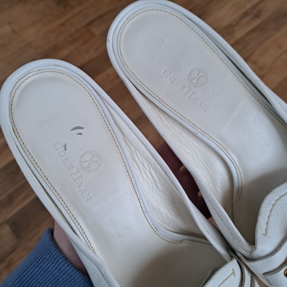 Vintage Cole Haan Womens Size 9 Suede Leather White Heels Mules Shoes Slip Ons - Picture 4 of 9